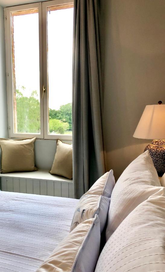 Maison Hirondelles Hotes Mezieres-sur-Issoire ภายนอก รูปภาพ