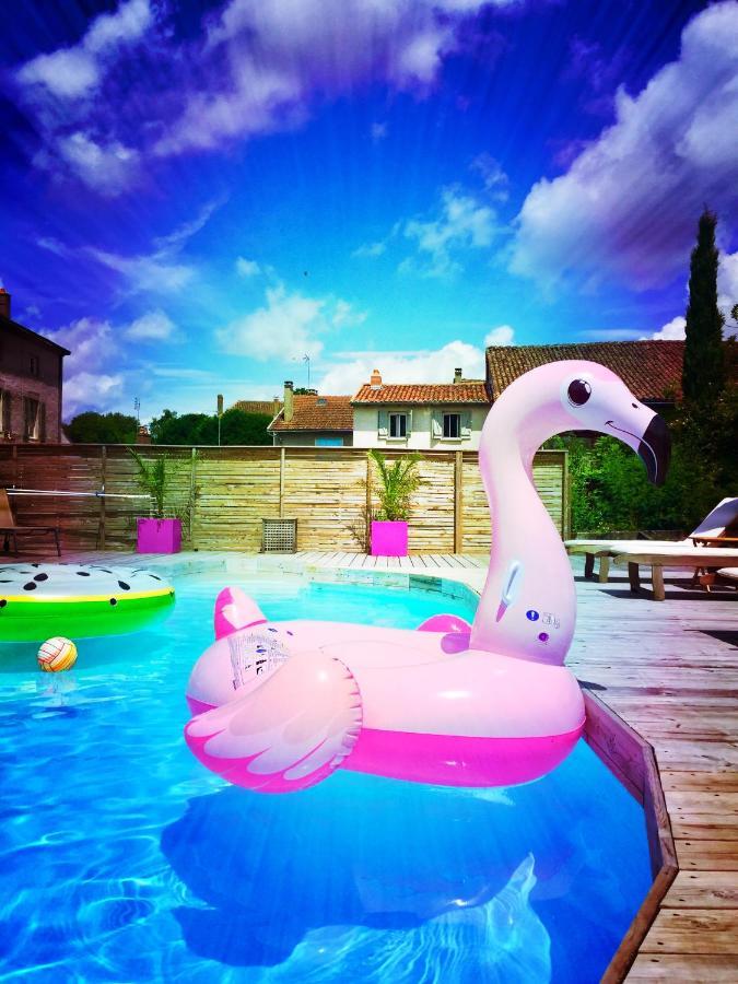 Maison Hirondelles Hotes Mezieres-sur-Issoire ภายนอก รูปภาพ